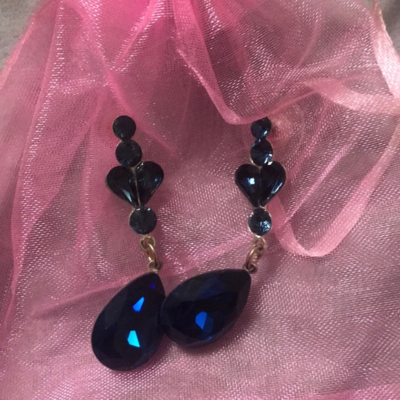 Gorgeous blue earrings!! - Picture 1 of 1